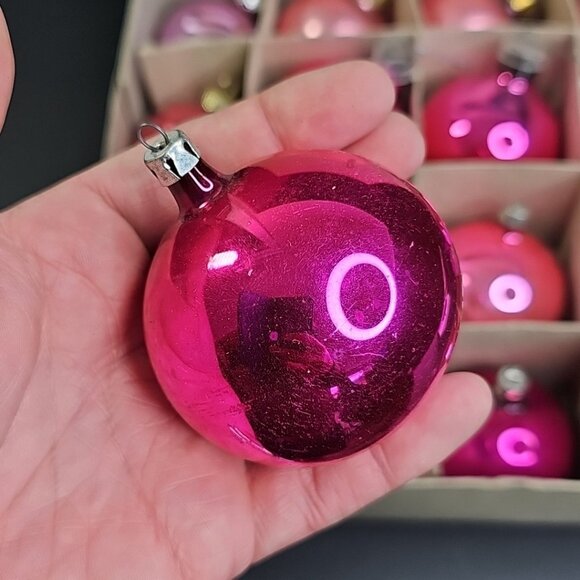 Pink Christmas Baubles 16pcs Various Sizes Vintage Germany Poland Ornaments - Picture 5 of 15